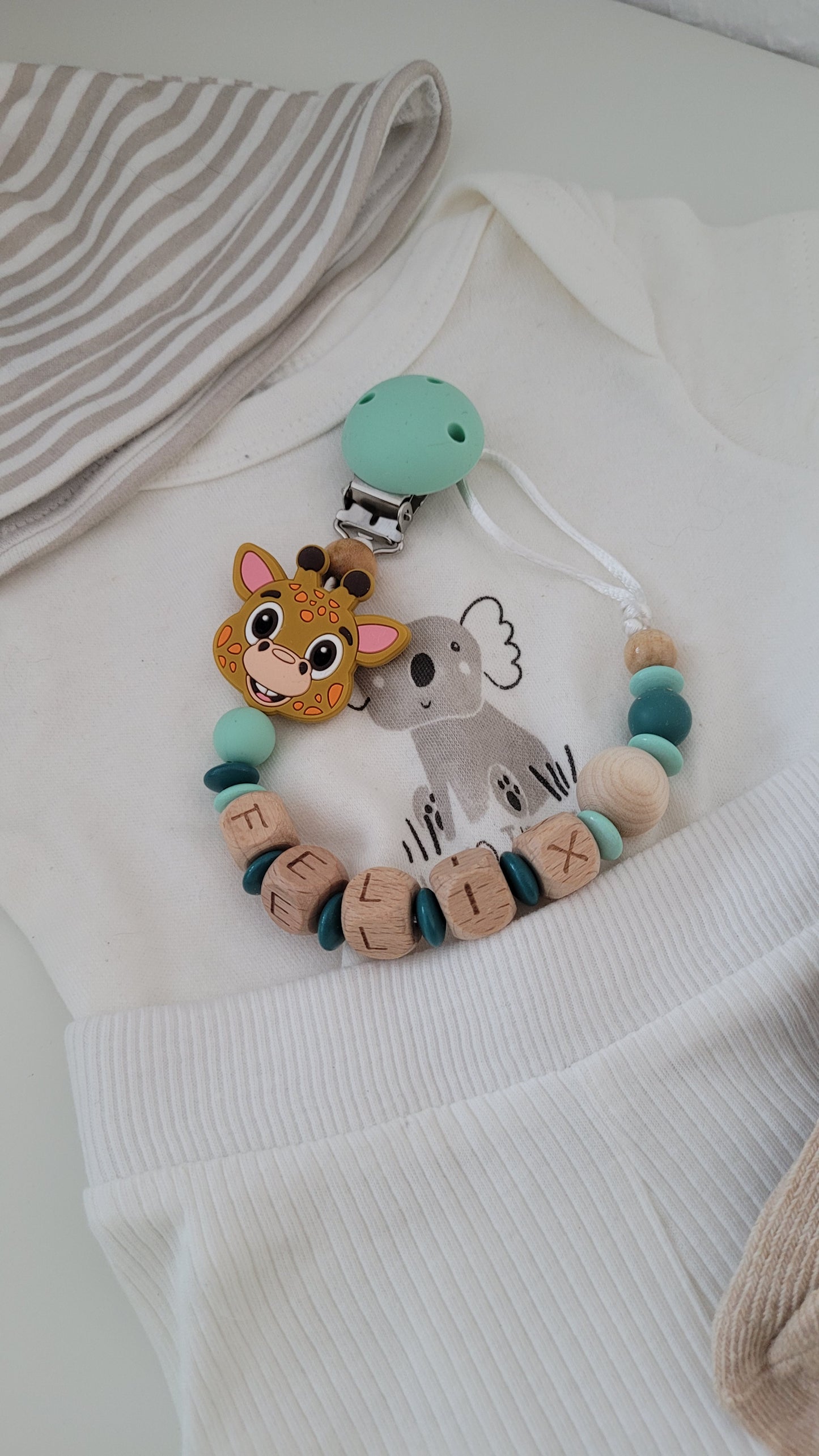 Schnullerkette mit Namen Giraffe