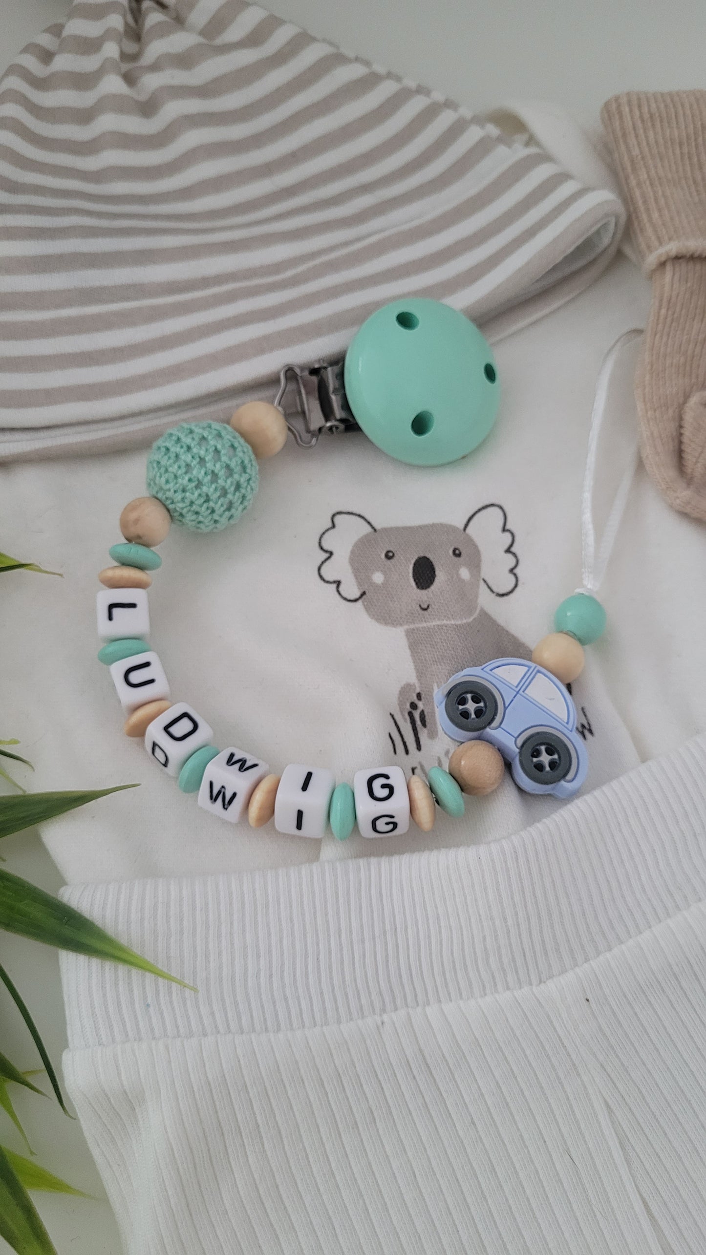 Schnullerkette mit Namen Auto Holz mint