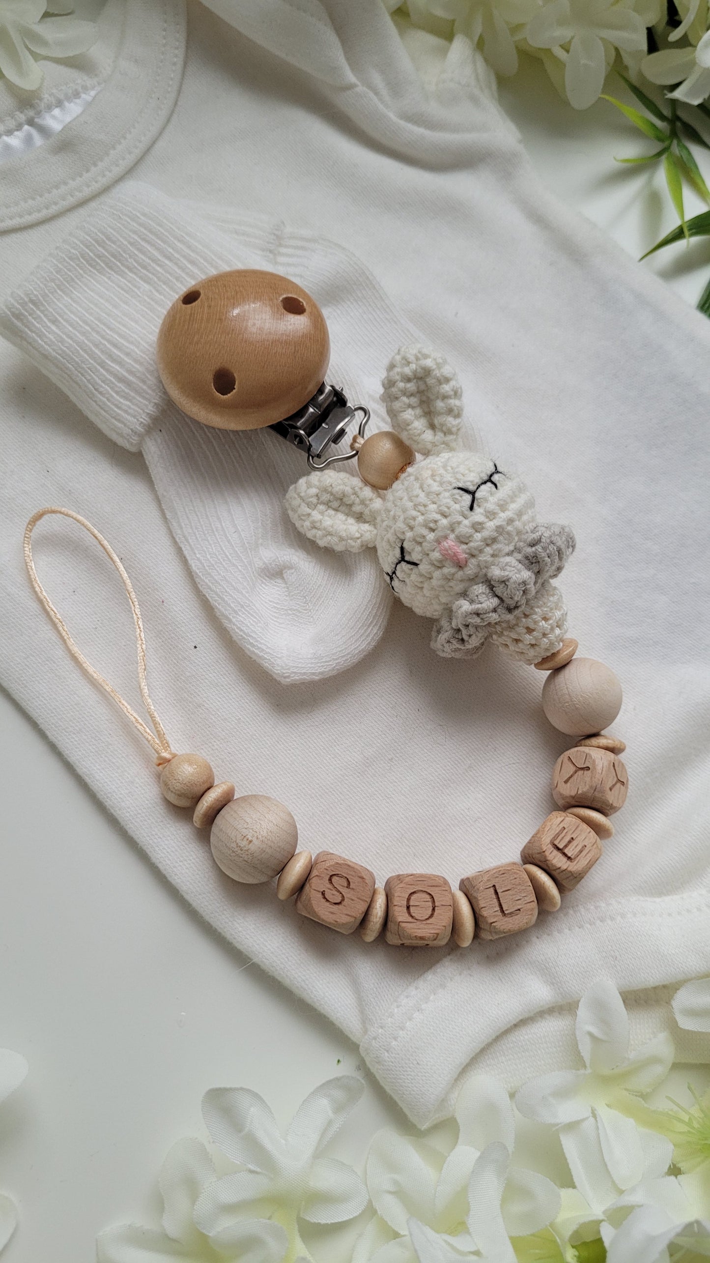 SchnullerketteHase gehäkelt boho natur holz personalisiert
