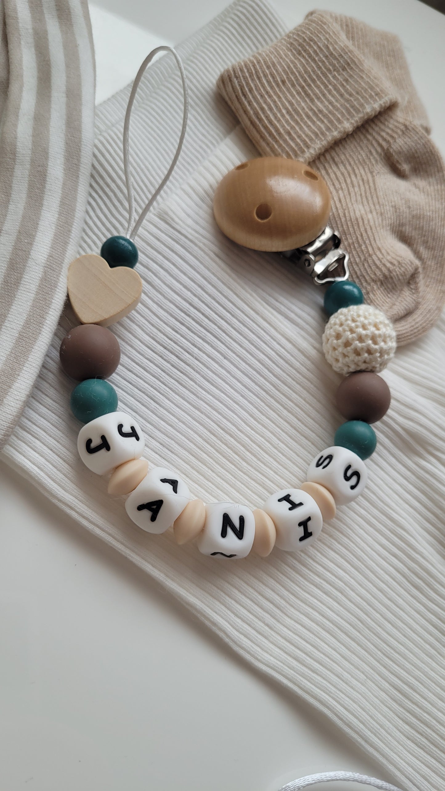 Schnullerkette Holzherz grün petrol beige mirt namen