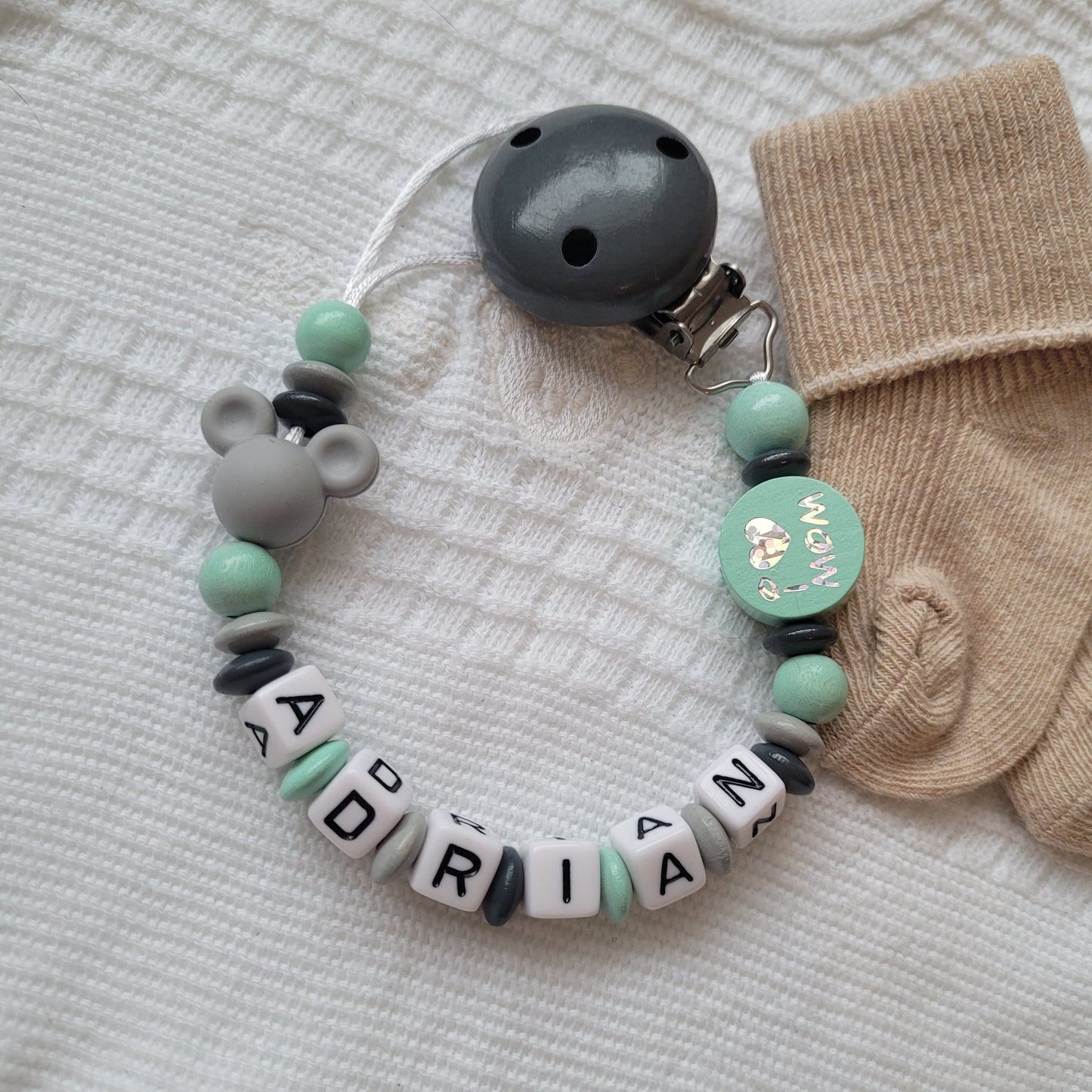 Schnullerkette mit Namen Maus & I Love Mom & Dad mint grau