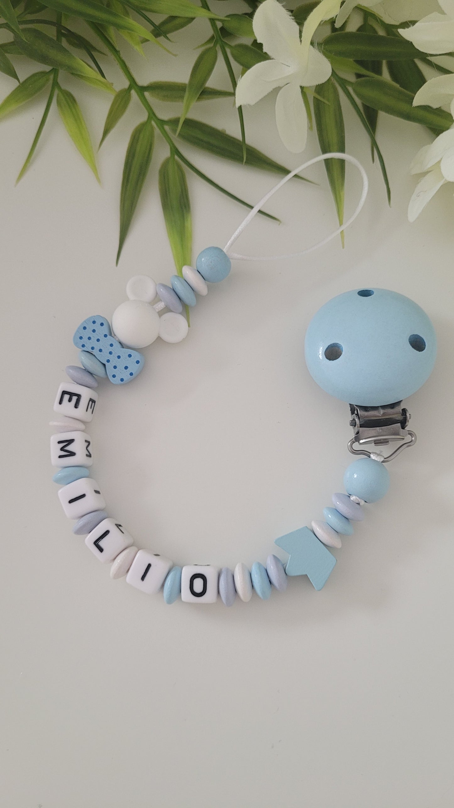 Kinderwagenkette & Schnullerkette Set personalisiert hellblau weiss Maus Spielringe