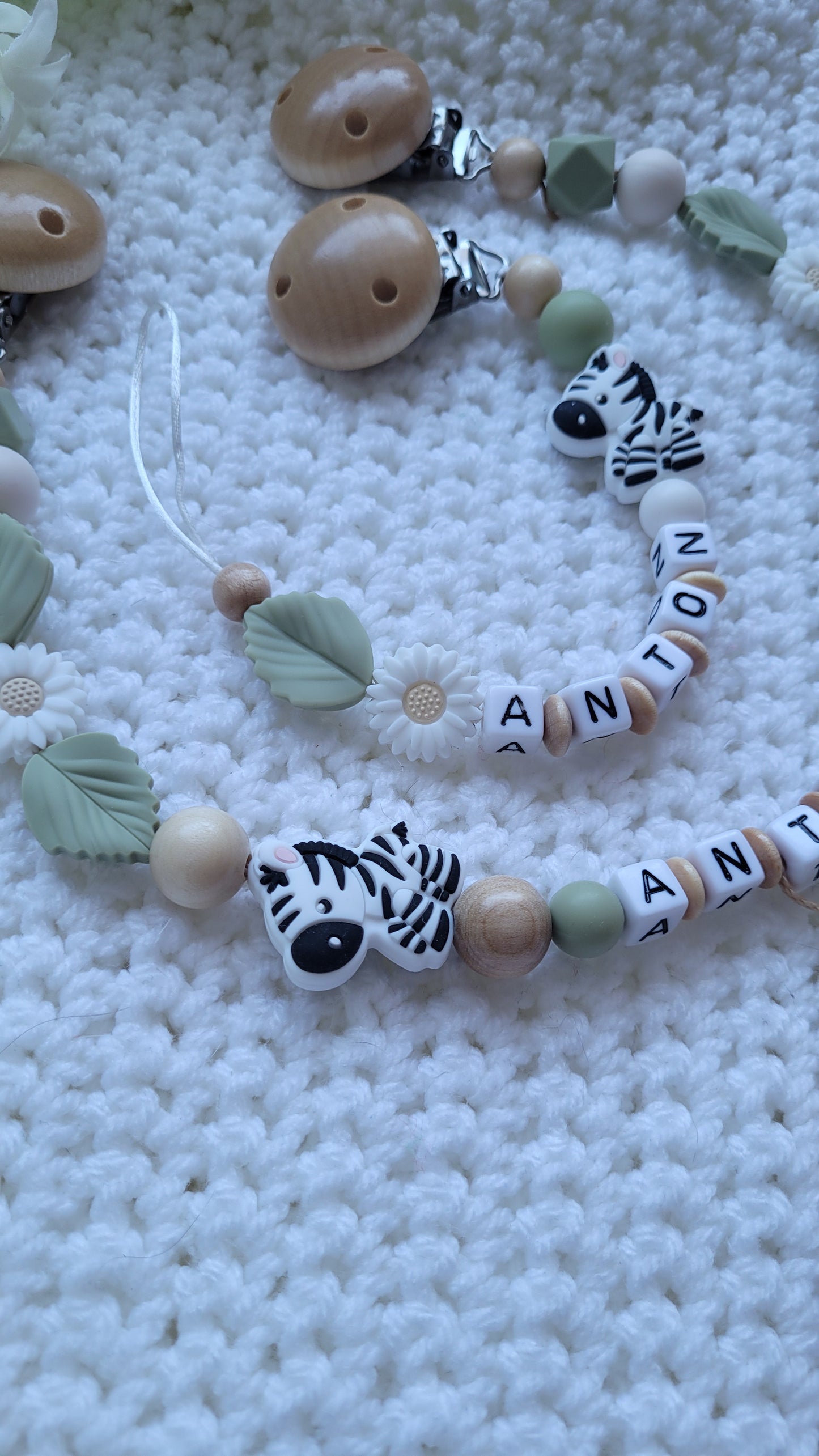 Kinderwagenkette & Schnullerkette Set Baby Zebra holz Salbei grün