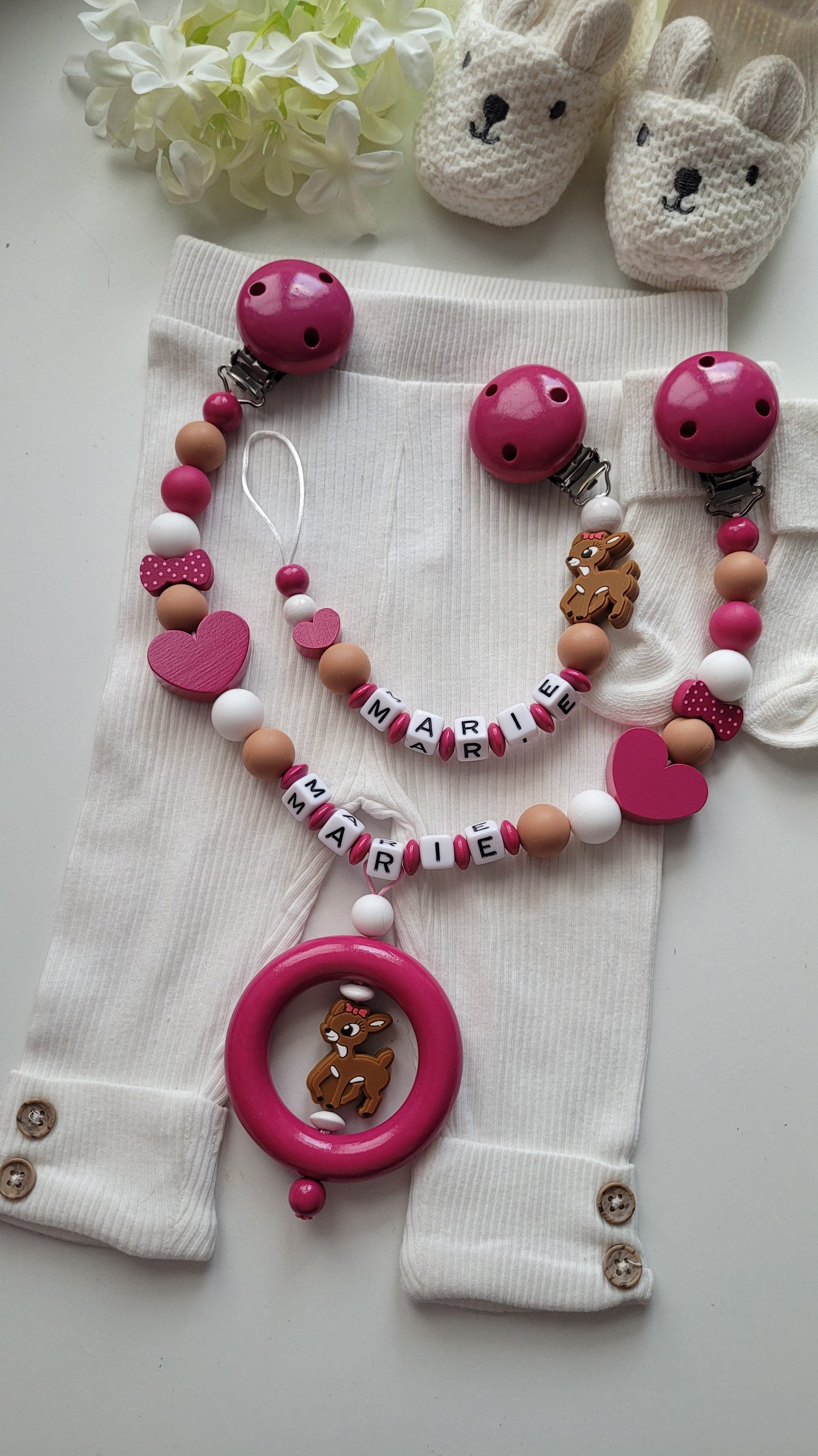 Kinderwagenkette & Schnullerkette mit Namen Rehe pink weiss braun