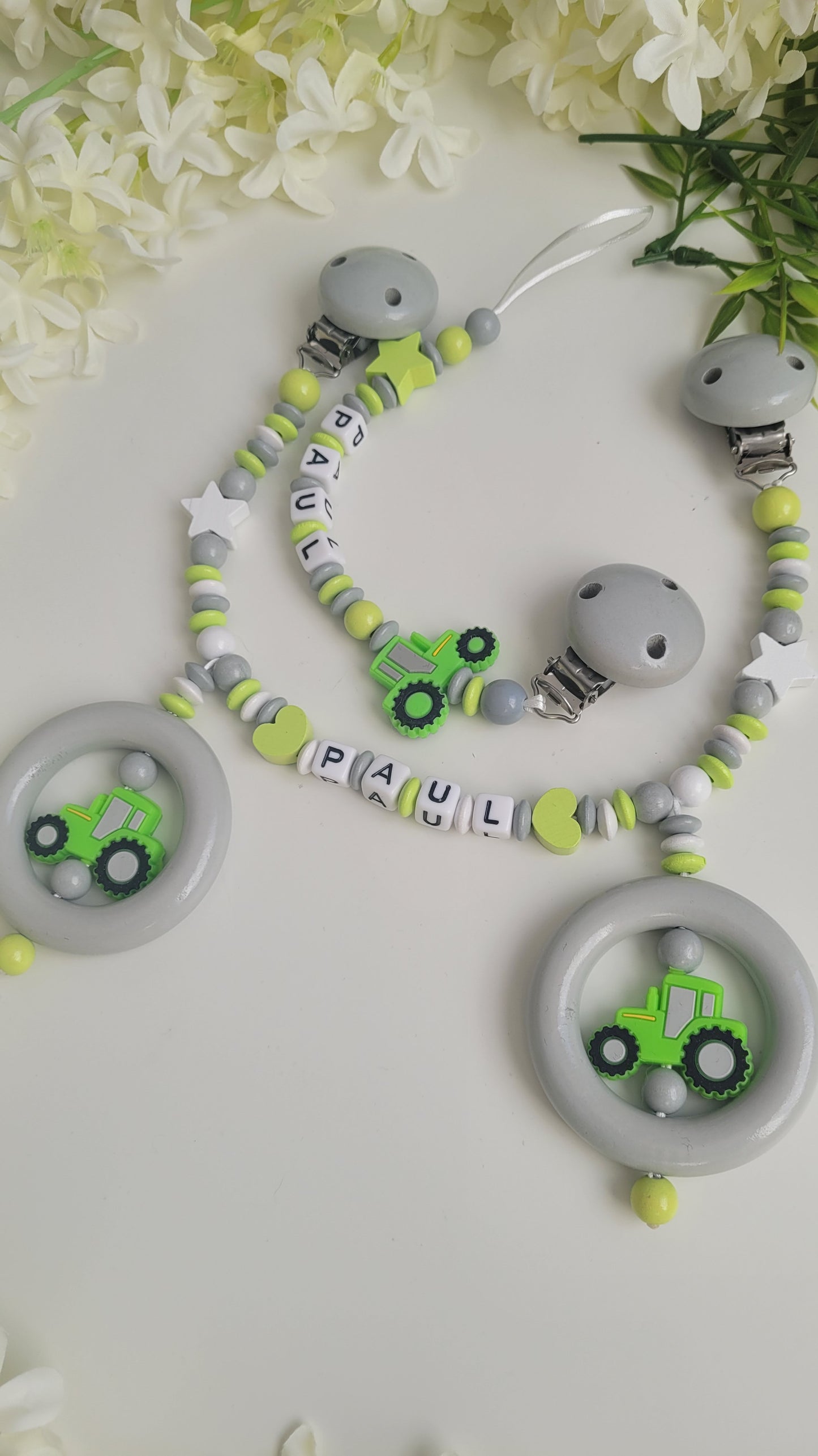 Kinderwagenkette & Schnullerkette *Traktor* grün