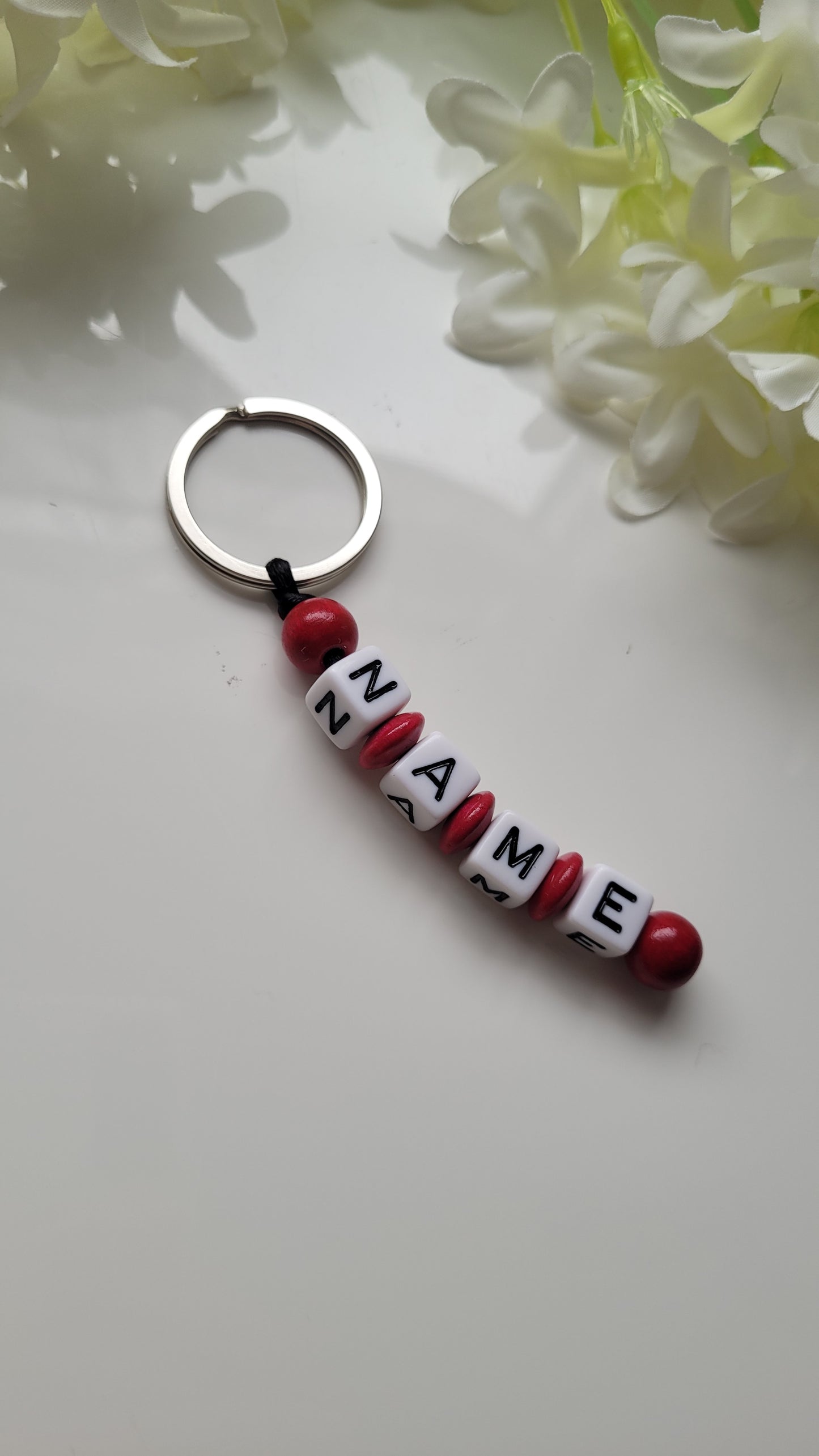 Schlüsselanhänger mit Namen weinrot