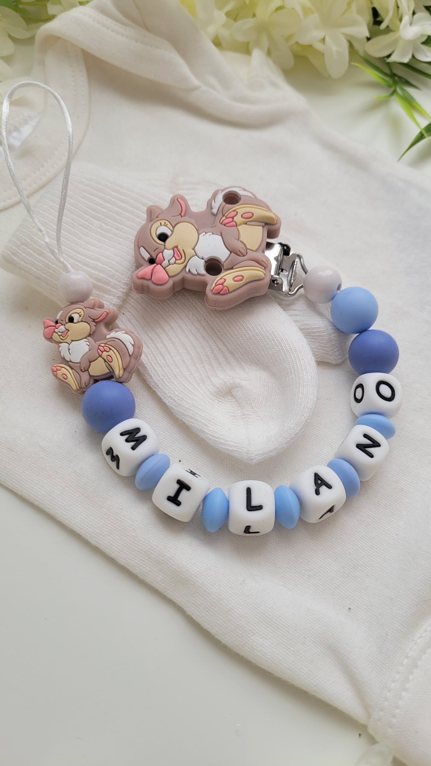 Schnullerkette mit Namen Hase blau