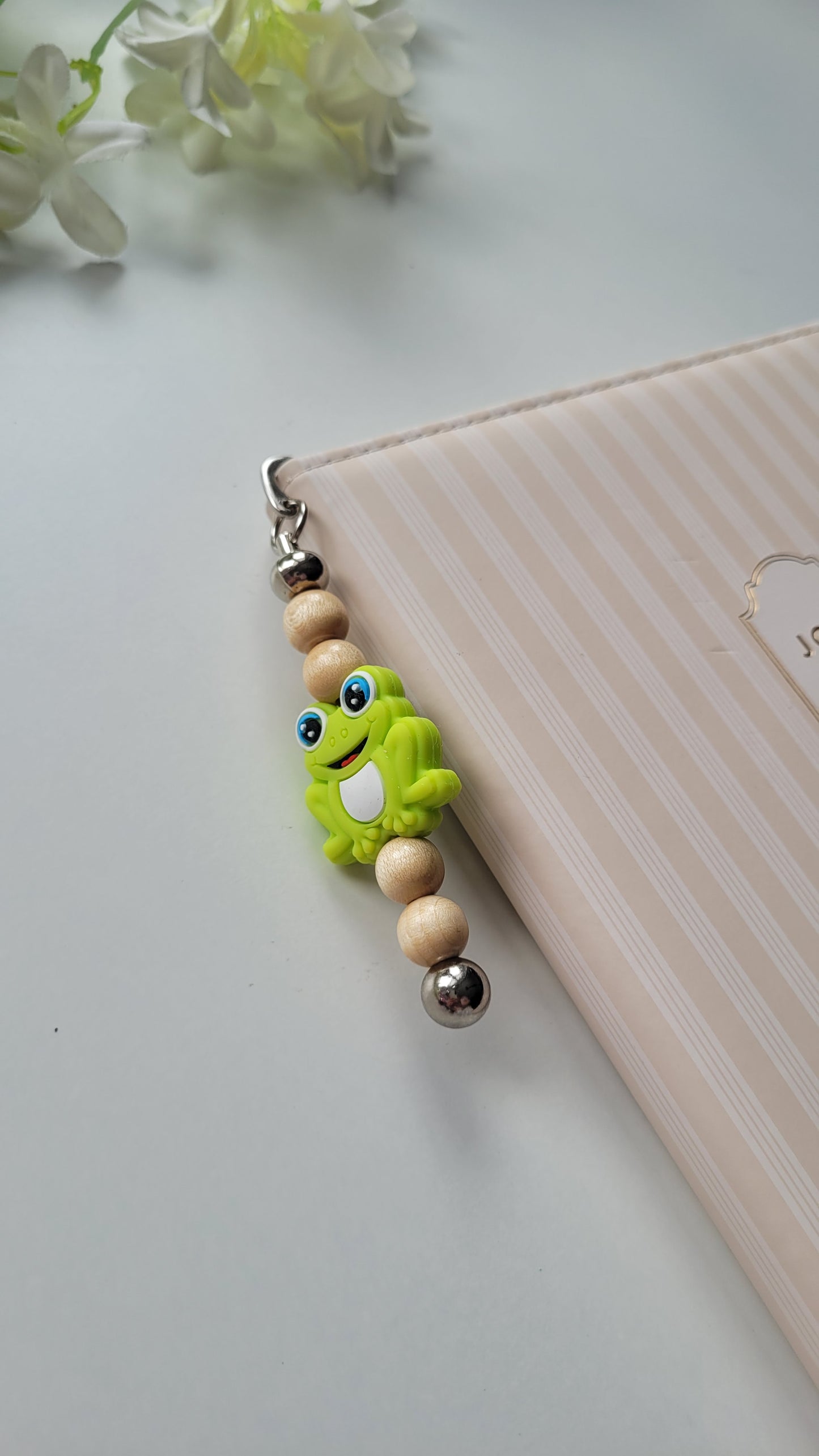 Lesezeichen Frosch holz