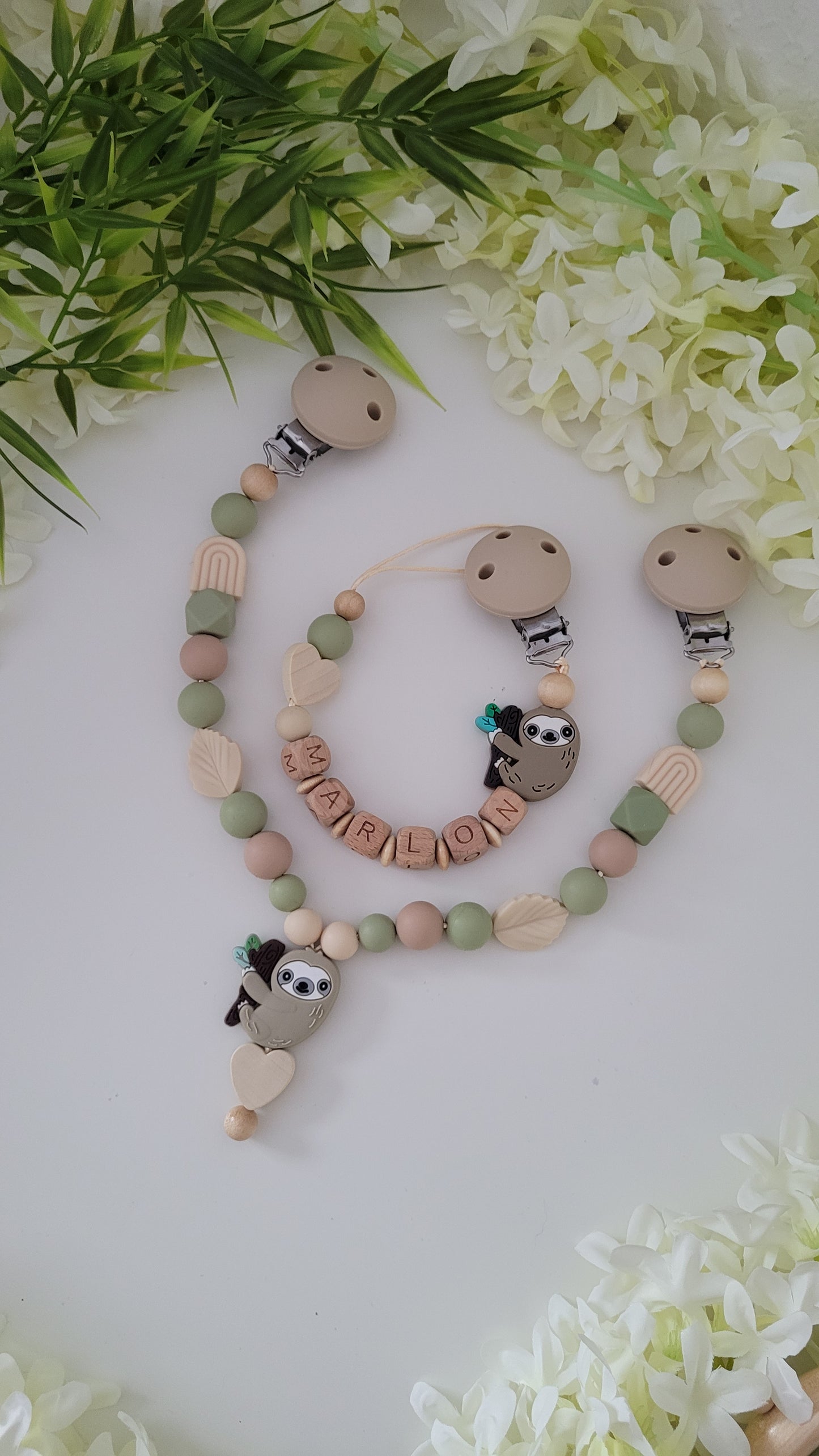 Kinderwagenkette & Schnullerkette *Faultier* grün beige