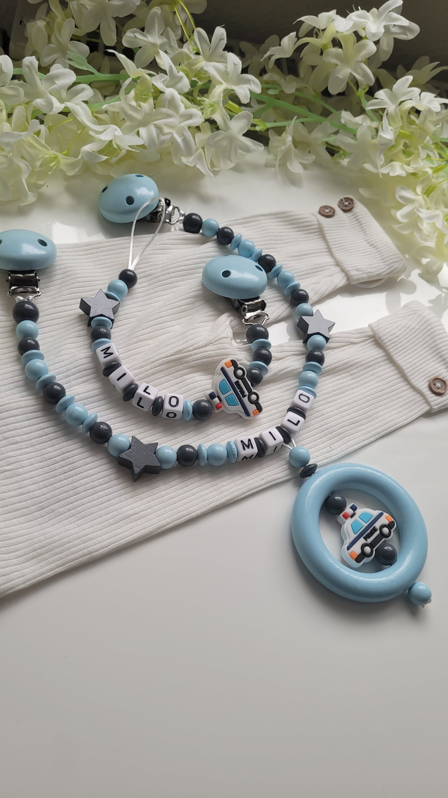 Kinderwagenkette & Schnullerkette mit Namen Polizei Auto blau