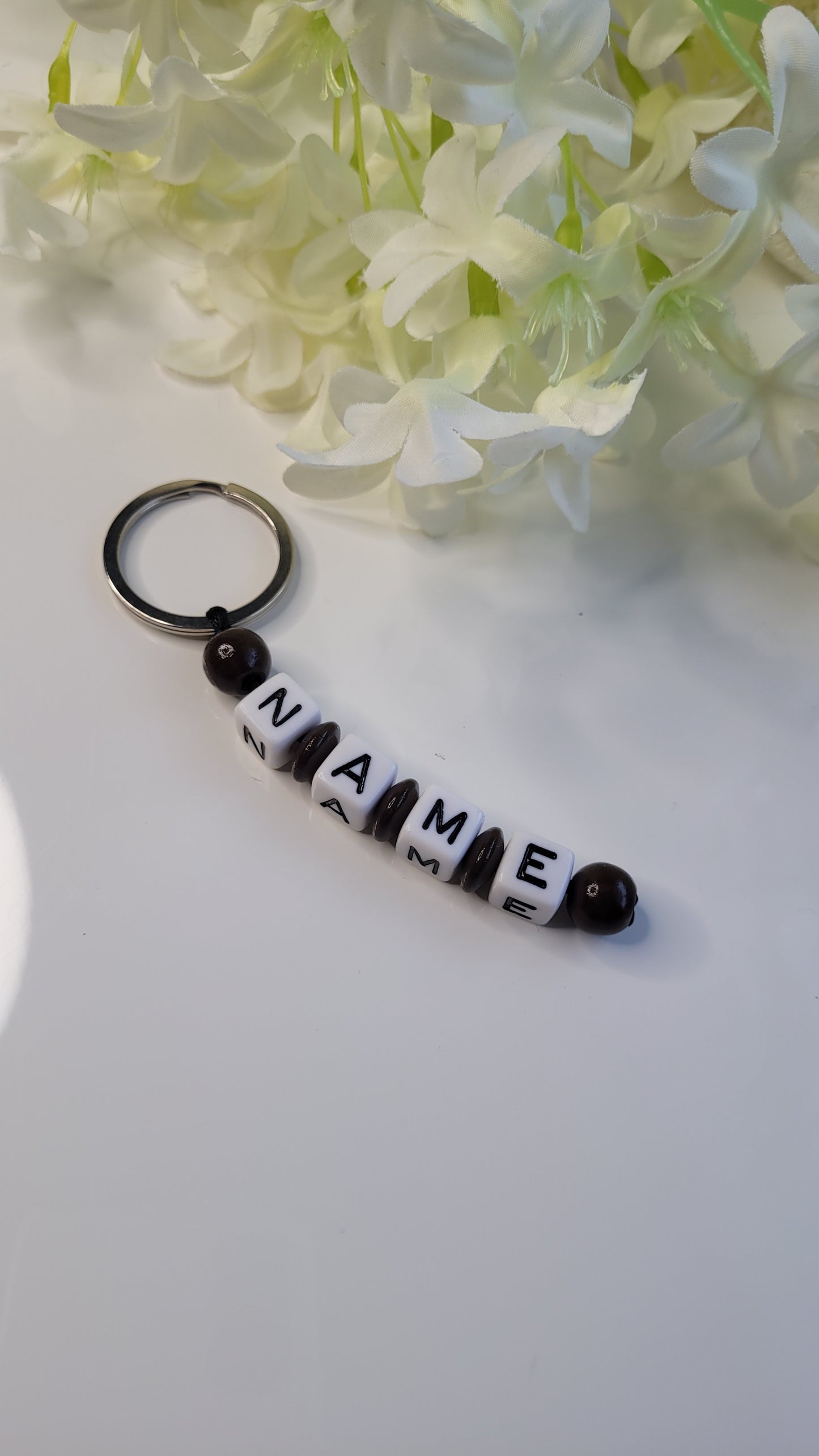 Schlüsselanhänger mit Namen braun