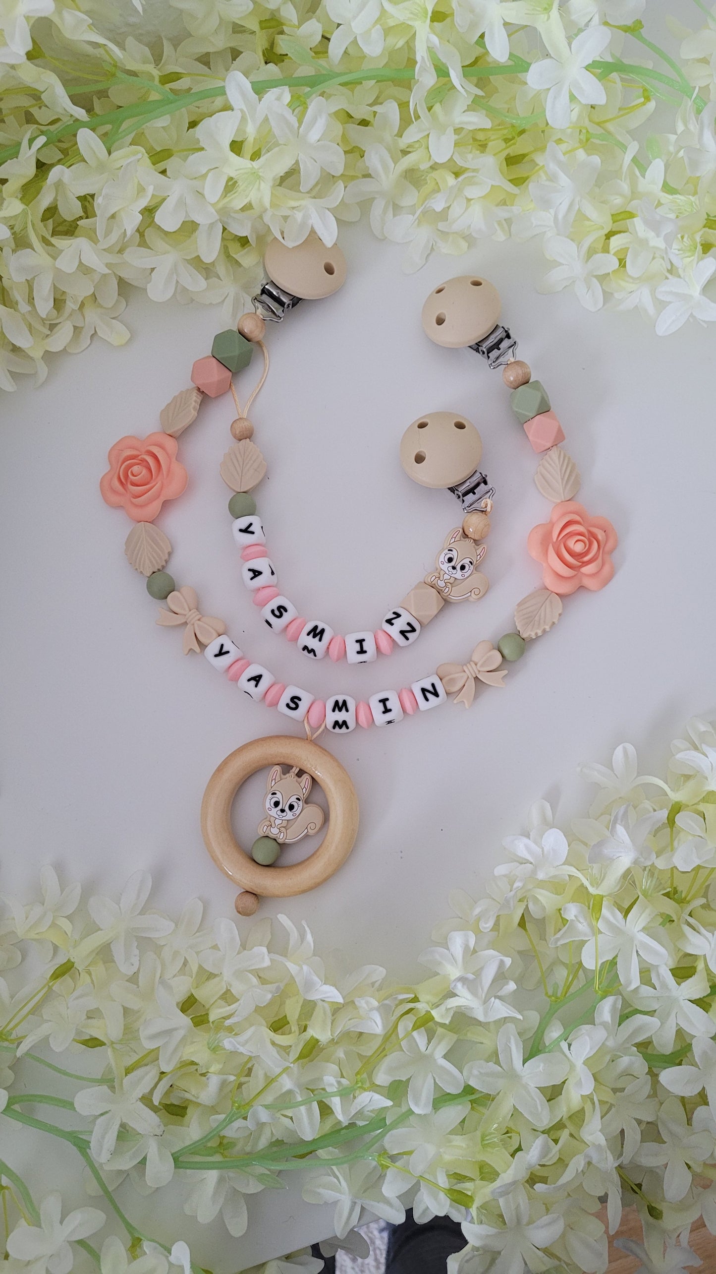 Kinderwagenkette & Schnullerkette *Eichhörnchen* apricot