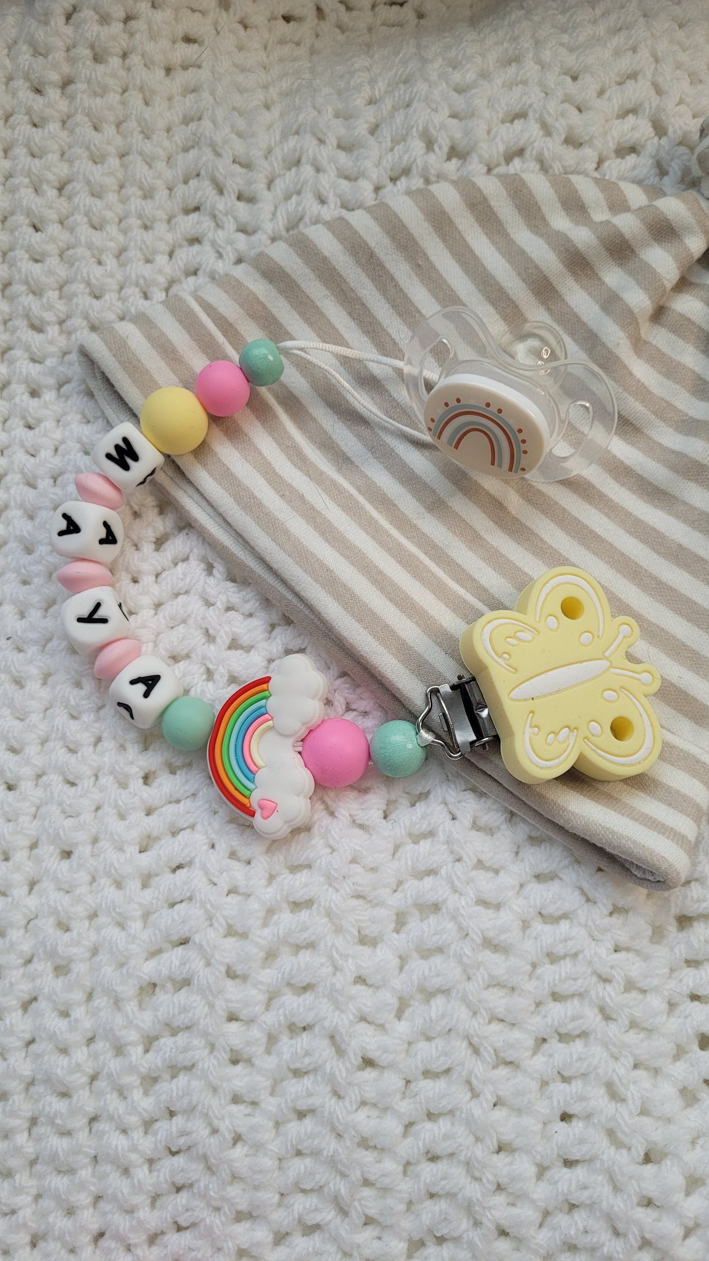 Schnullerkette mit Namen für Mädchen Regenbogen 🌈