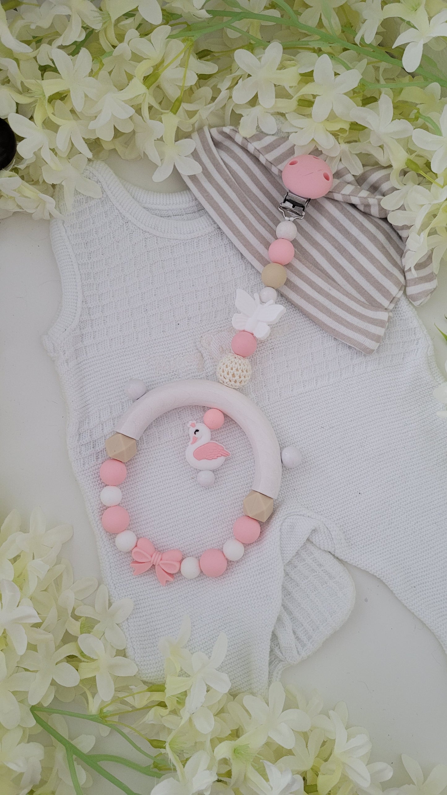 Mobile *Schwan* peach weiss