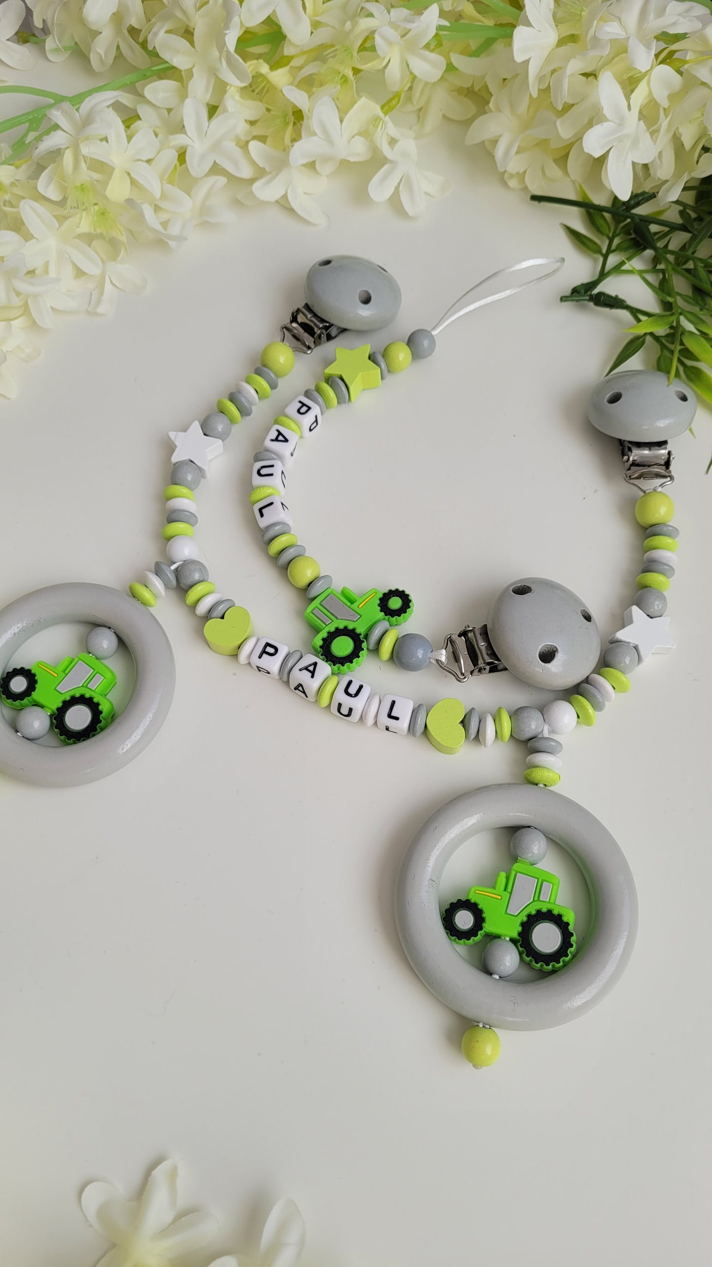 Kinderwagenkette & Schnullerkette *Traktor* grün