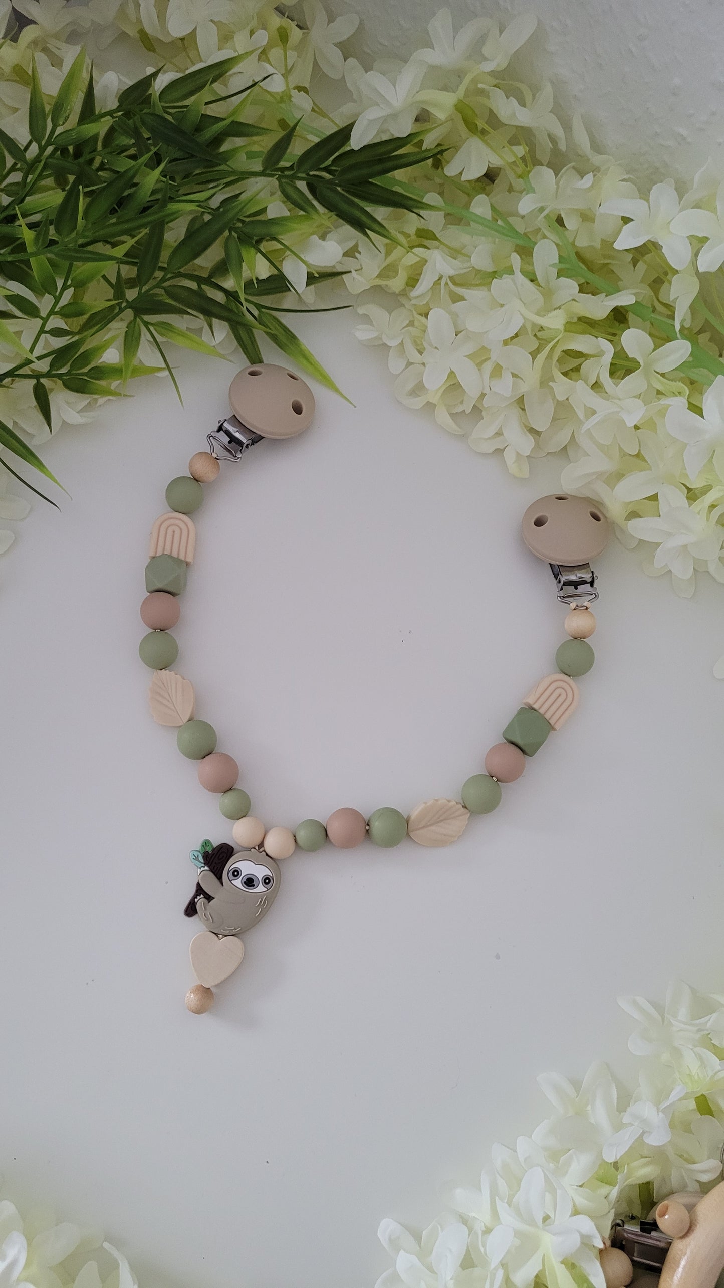 Kinderwagenkette & Schnullerkette *Faultier* grün beige