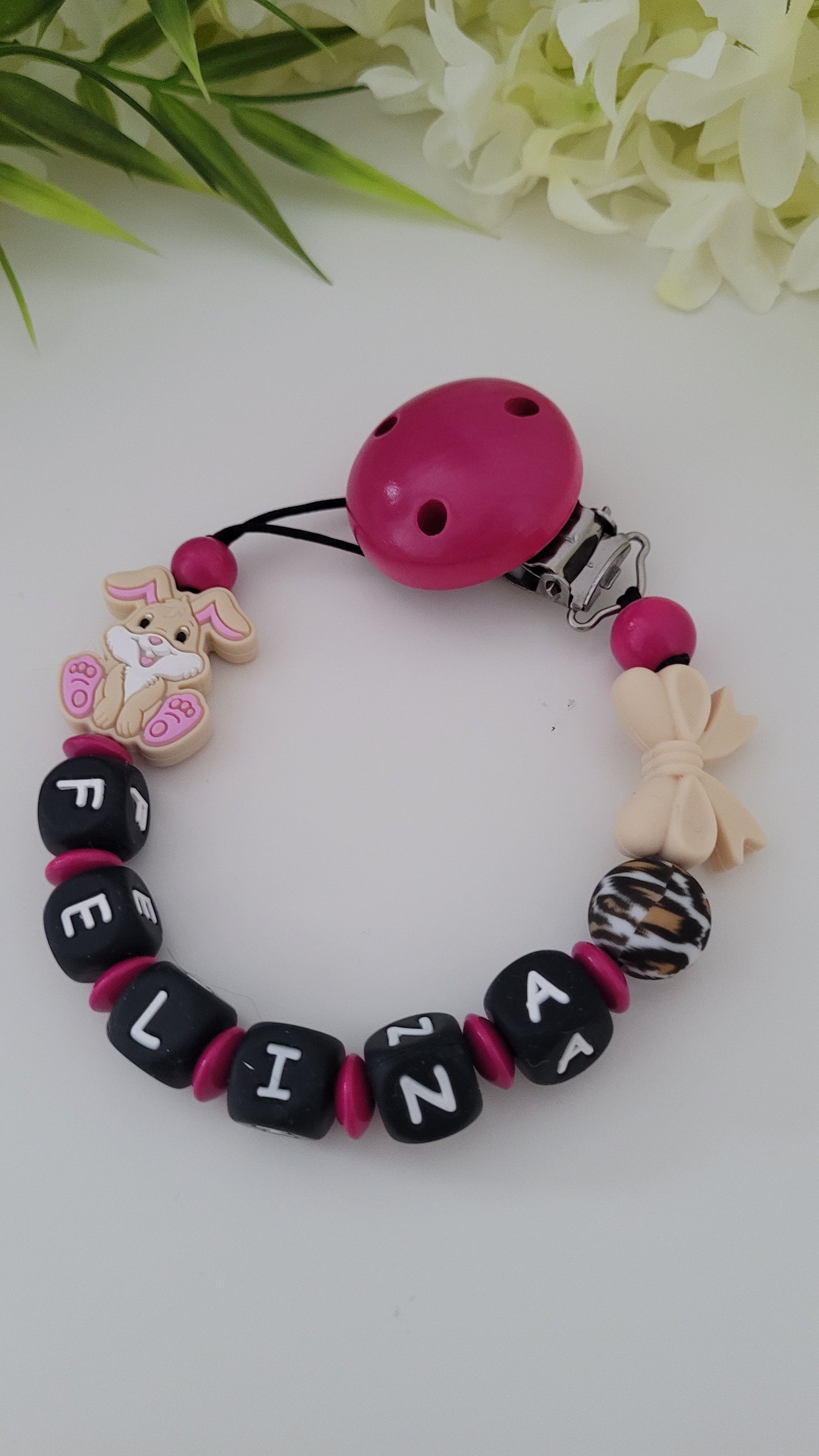 Schnullerkette *Hase* pink schwarz leo