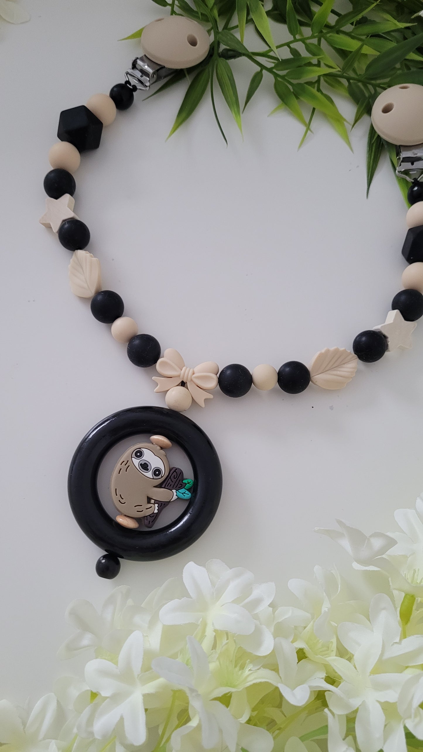 Kinderwagenkette & Schnullerkette *Faultier* schwarz beige