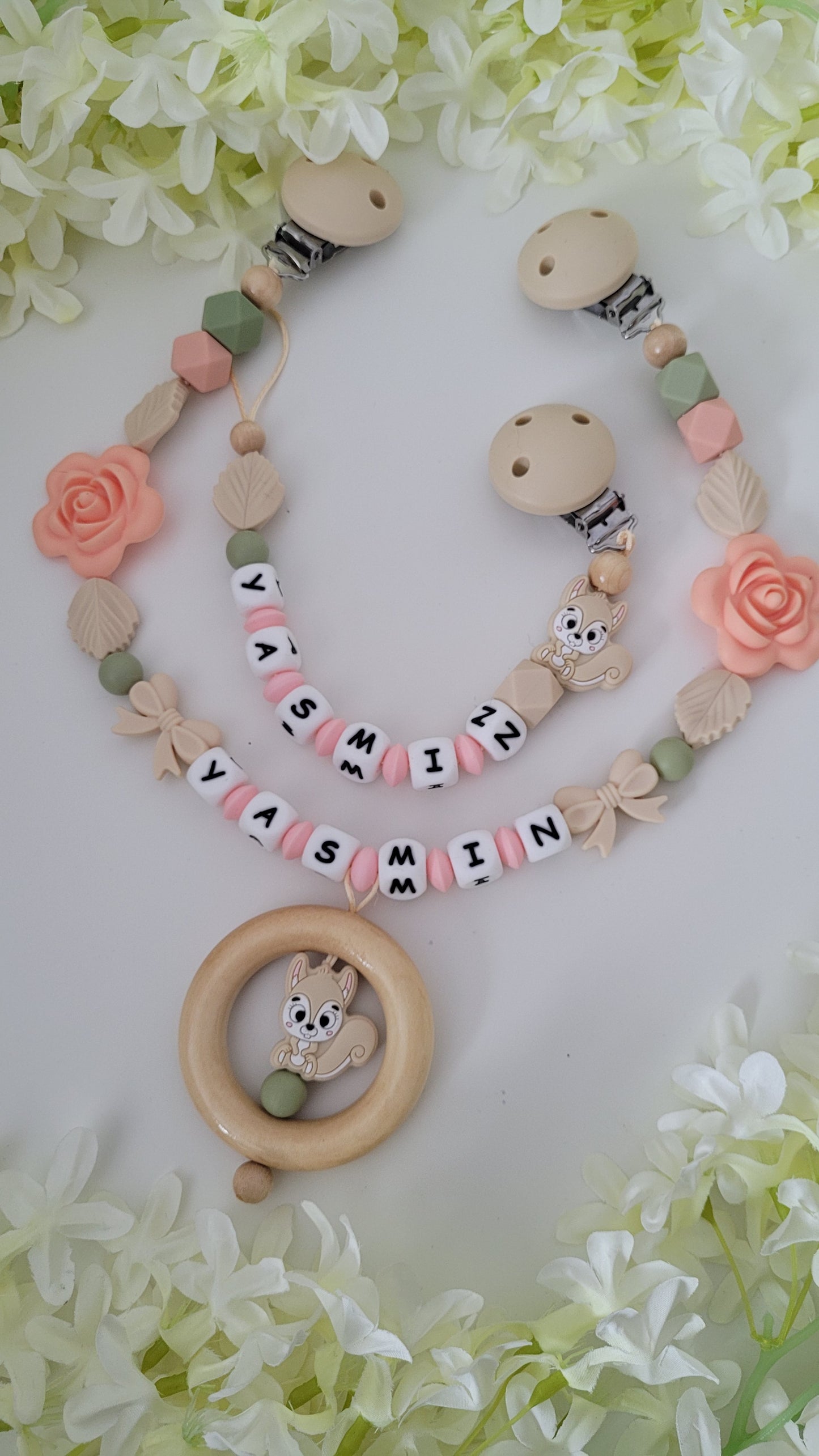 Kinderwagenkette & Schnullerkette *Eichhörnchen* apricot