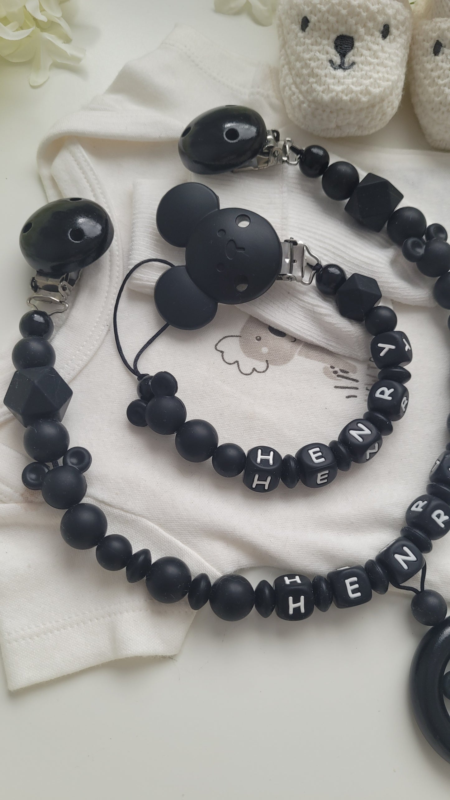 Kinderwagenkette & Schnullerkette mit Namen (Silikon) Maus Black Spielring