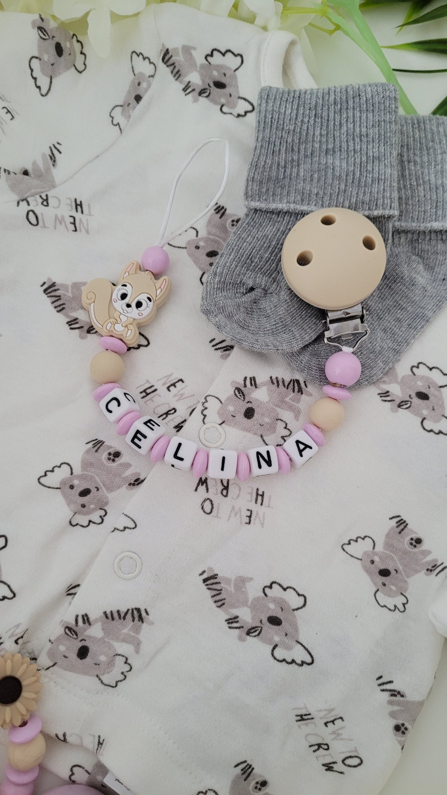 Kinderwagenkette & Schnullerkette *Eichhörnchen* rosa beige