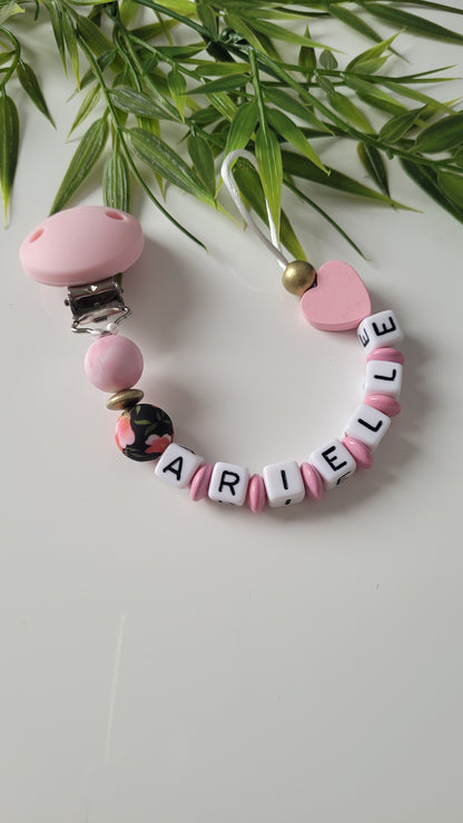 Schnullerkette mit Namen für Mädchen Blumenzauber königlich