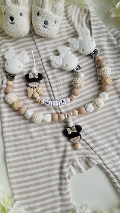 Neue Kollektion Kinderwagenkette & Schnullerkette mit Namen Minnie Latte beige