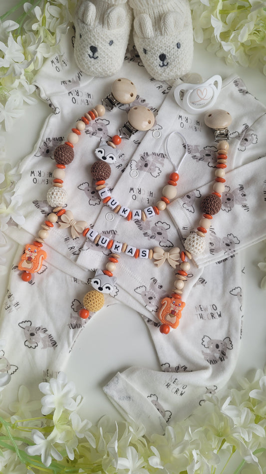 Kinderwagenkette & Schnullerkette Fuchs und Eichhörnchen Holz braun Orange
