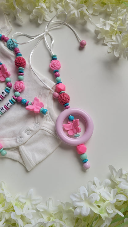 Spielanhänger für Maxicosi & Wiege Schmetterling Rosen türkis mint pink