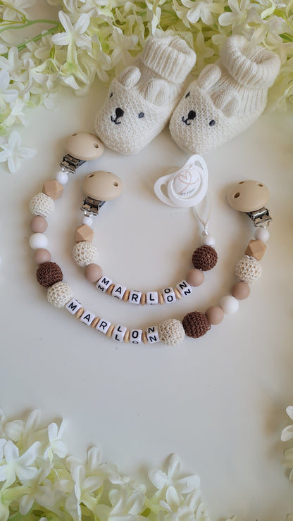 Kinderwagenkette & Schnullerkette mit Namen taupe braun beige
