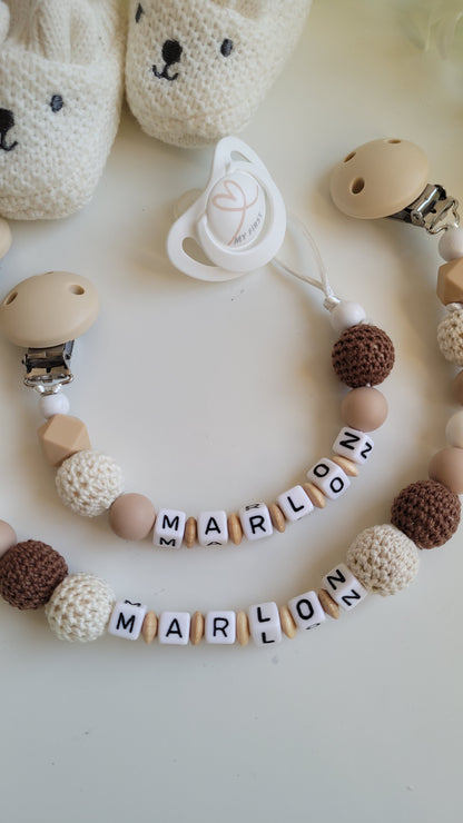 Kinderwagenkette & Schnullerkette mit Namen taupe braun beige
