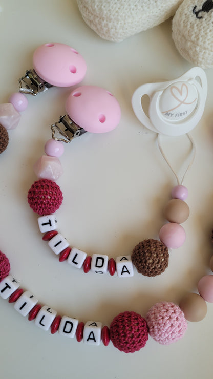 Kinderwagenkette & Schnullerkette mit Namen rosa braun