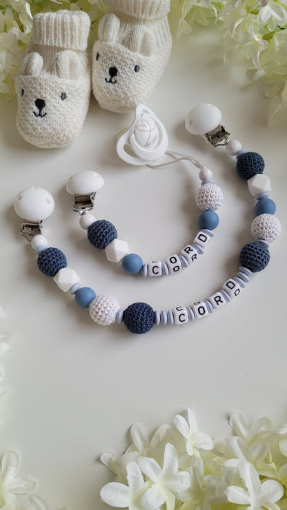 Kinderwagenkette & Schnullerkette mit Namen weiß rauchblau