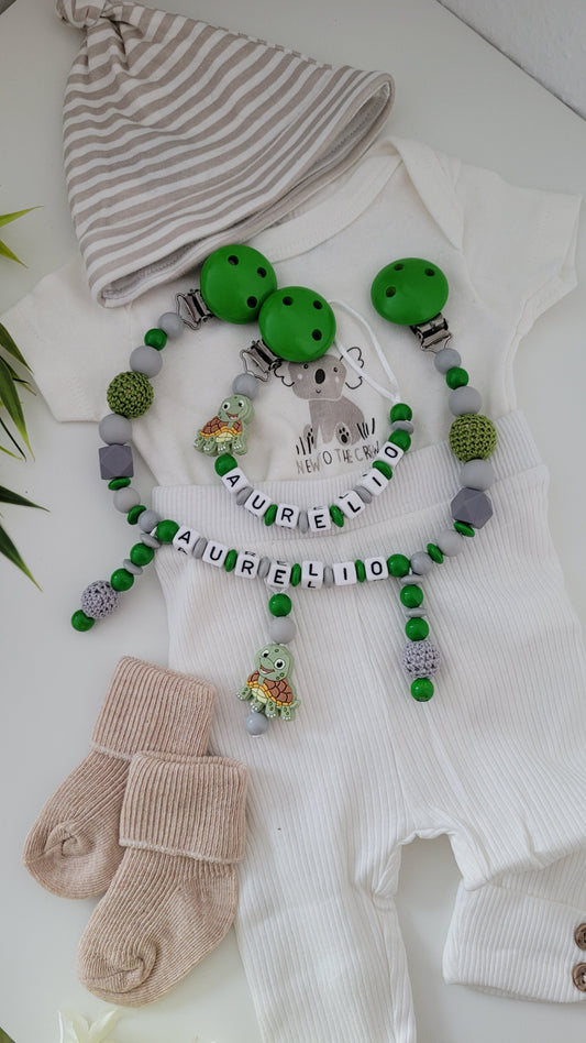 Kinderwagenkette & Schnullerkette mit Namen Schildkröte grasgrün