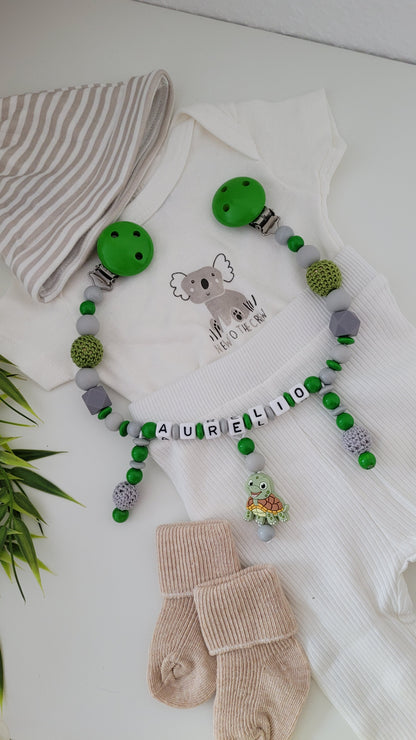 Kinderwagenkette & Schnullerkette mit Namen Schildkröte grasgrün