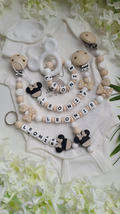 Babyset personalisiert Schnullerkette Kinderwqagenkette Schlüsselanhänger Greifring beige weiss Silikonperlen Minnie Maus