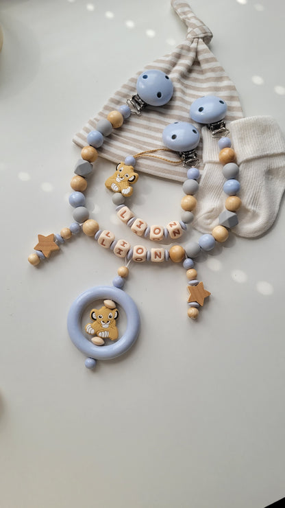 Disney simba Geschenkset personalisiert Schnullerkette Kinderwagenkette