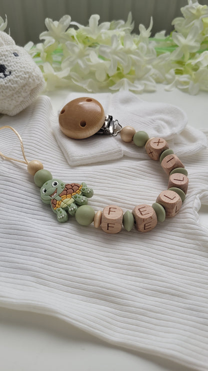Schnullerkette Schildkröte grün holz mit Babynamen