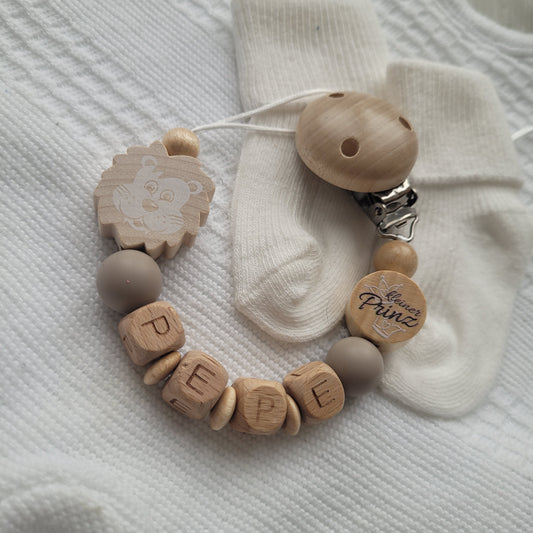 Schnullerkette holz graubraun beige Löwe kleiner Prinz mit Namen