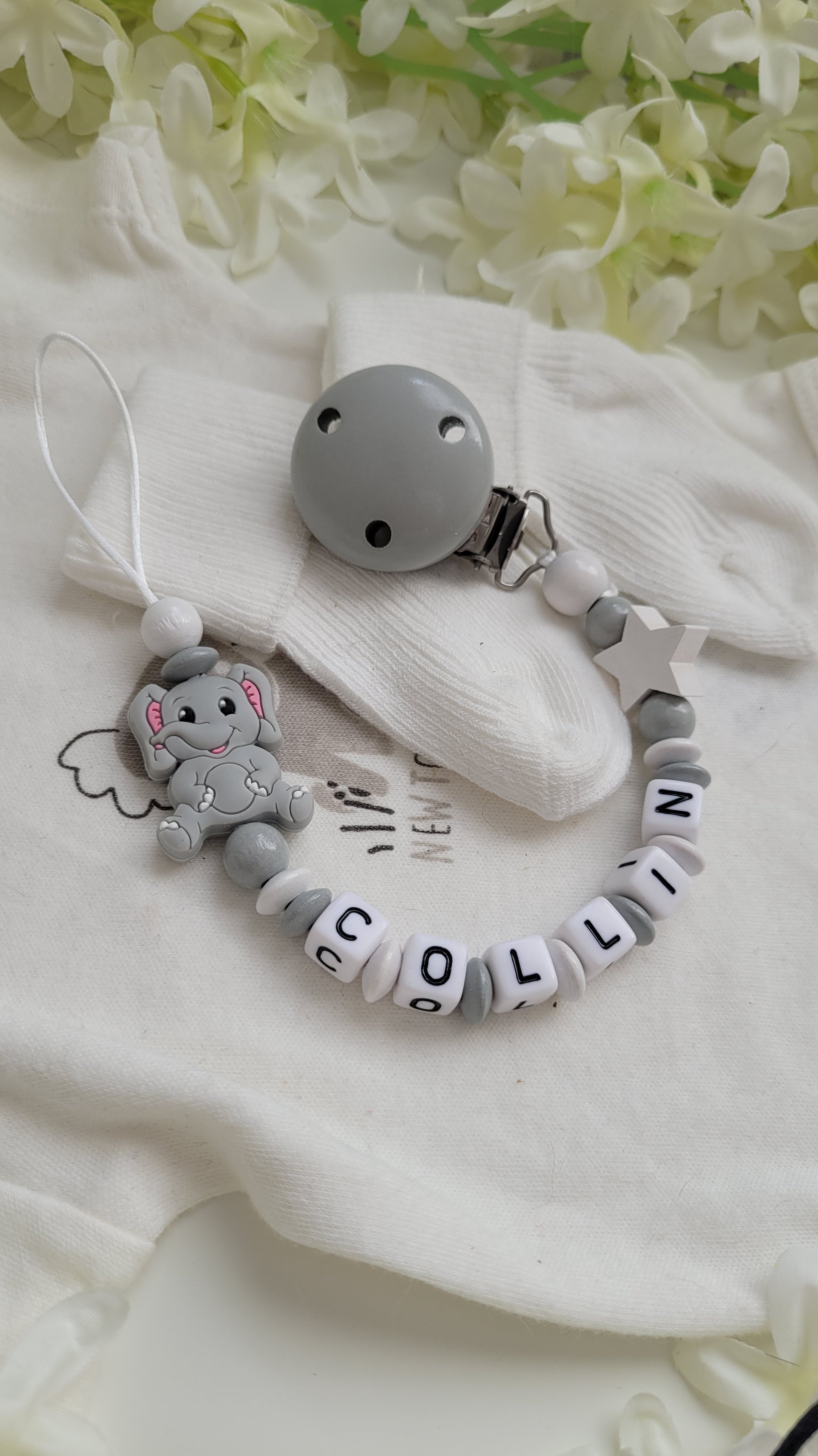 Schnullerkette mit name holzperlen elefant grau weiss