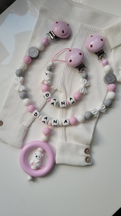 Set Baby Schnullerkette Kinderwagenkette personalisiert mit Namen Esbär rosa weiss holz silikon