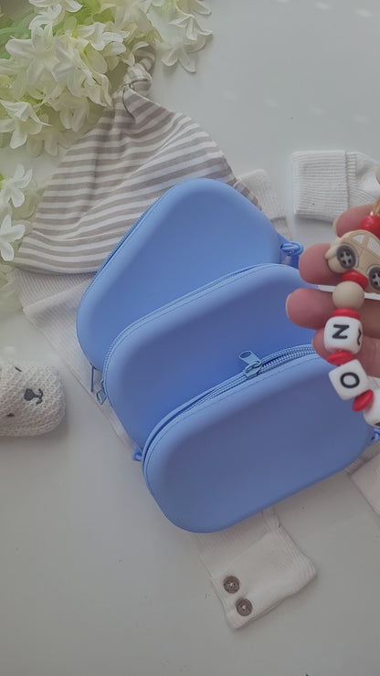 Tasche für Schnuller, Schnullerketten und Kinderwagenketten blau