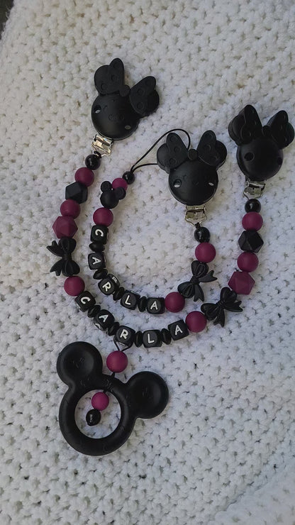 Kinderwagenkette & Schnullerkette mit Namen *Maus* weinrot schwarz
