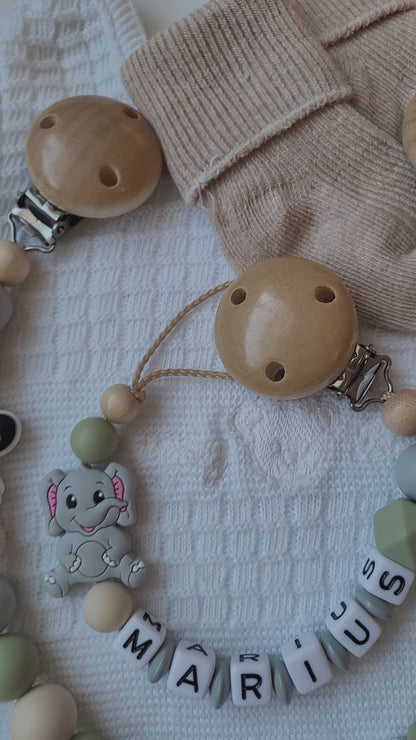 Kinderwagenkette & Schnullerkette mit Namen Safari beige grün