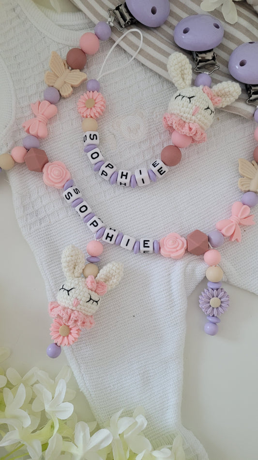 Kinderwagenkette & Schnullerkette *Häkelhase* peach flieder