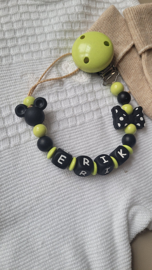 Schnullerkette mit Namen für Jungen Maus & Schleife grün