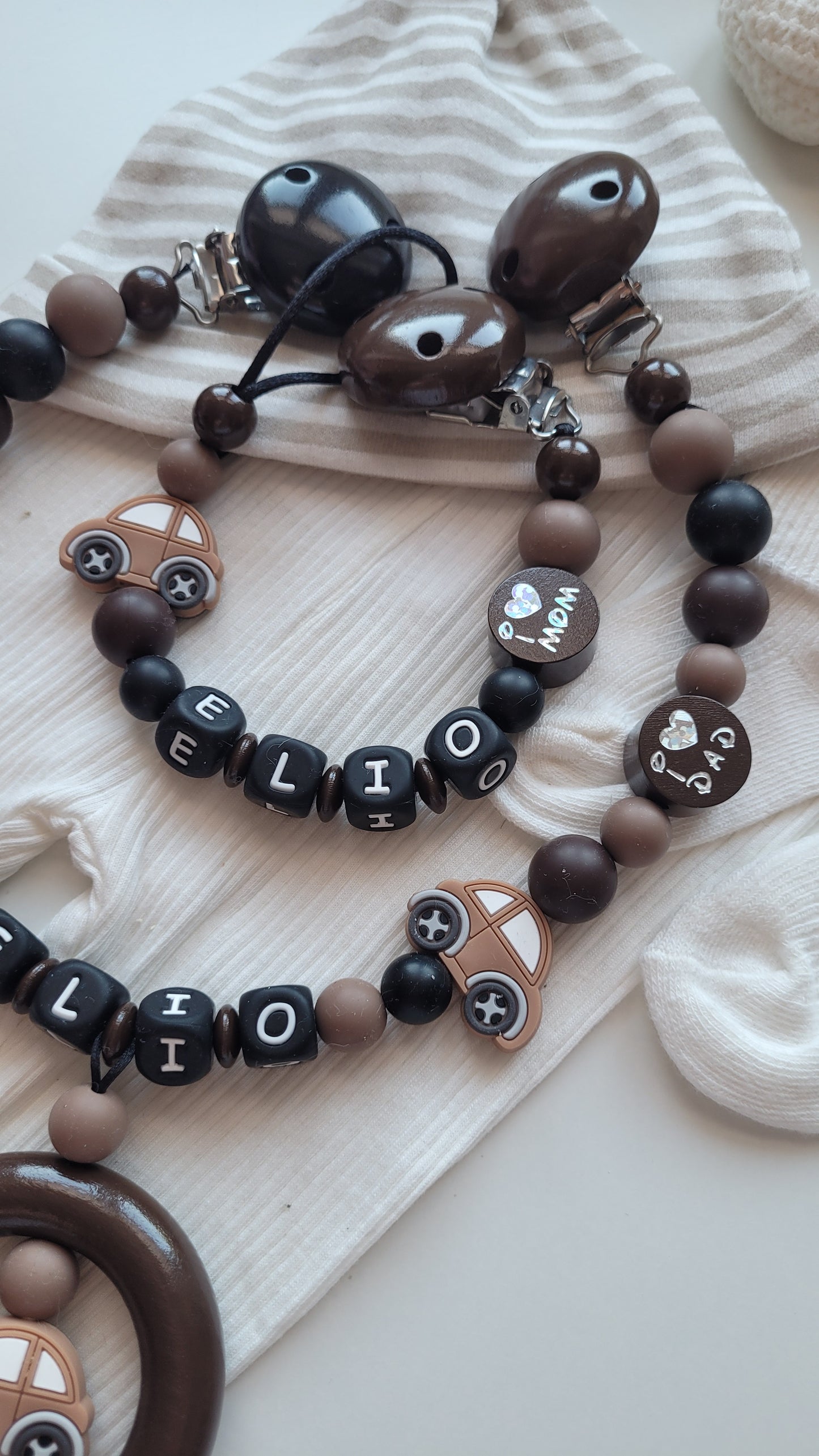 3er Set Schnullerkette Kinderwagenkette & Greifring Auto mit Namen  schwarz braun