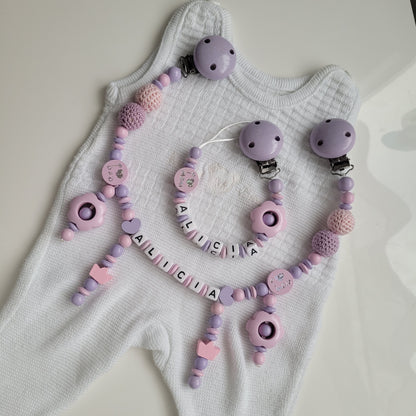 Kinderwagenkette & Schnullerkette mit Namen für Mädchen  Maus flieder rosa i love Mom und I love Dad Wendemotiv