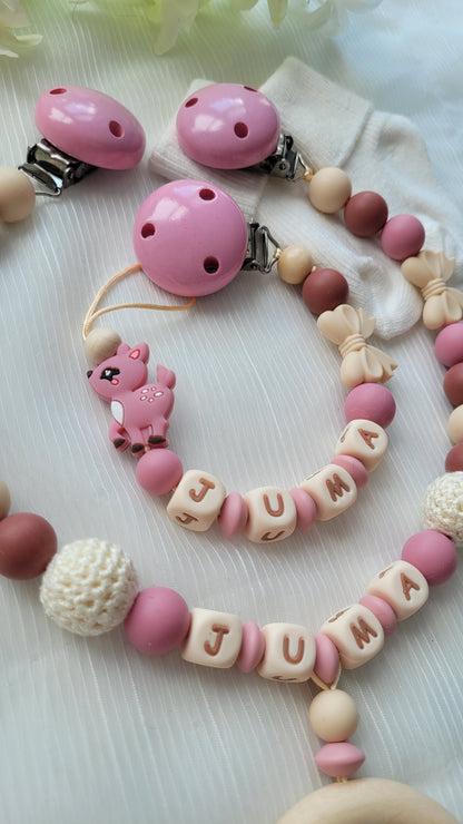 Kinderwagenkette  Schnullerkette Greifring mit Namen für Mädchen Rehe rosenholz beige braun