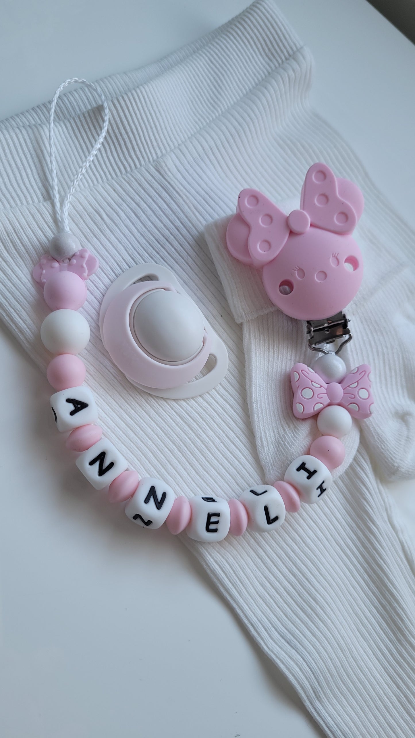 Schnullerkette mit Namen für Mädchen Maus rosa weiss